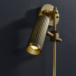 Spot_Wall_Rail_Single_J. Adams_12