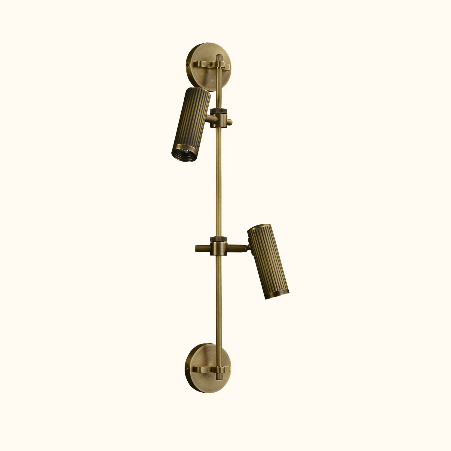 Spot_Wall_Rail_Single_J. Adams_13