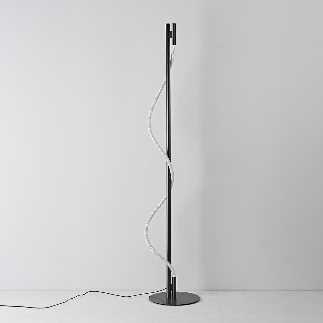 Surrey_Floor_Lamp_LukeLampCo_0005