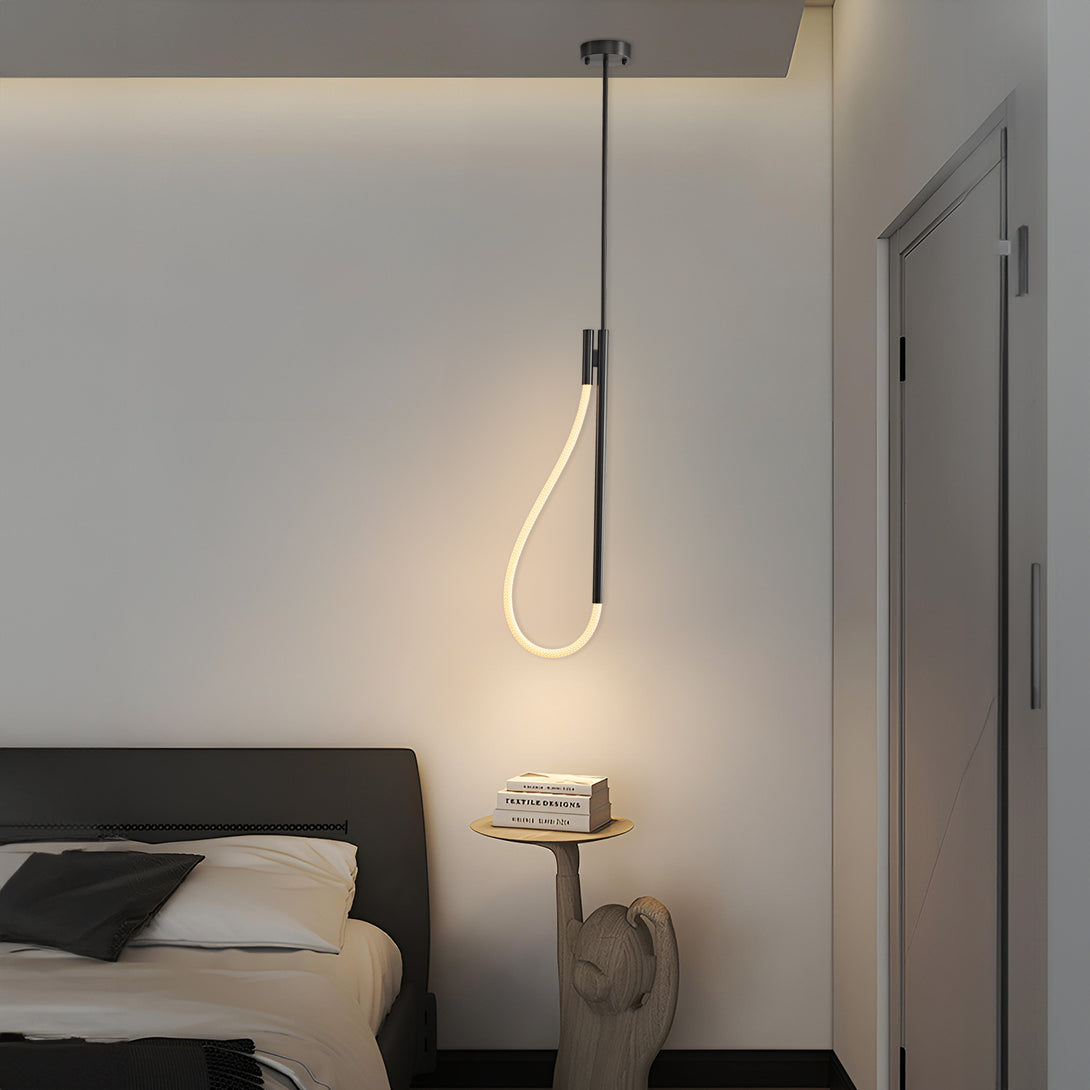 Surrey_Pendant_Light_LukeLampCo_0004