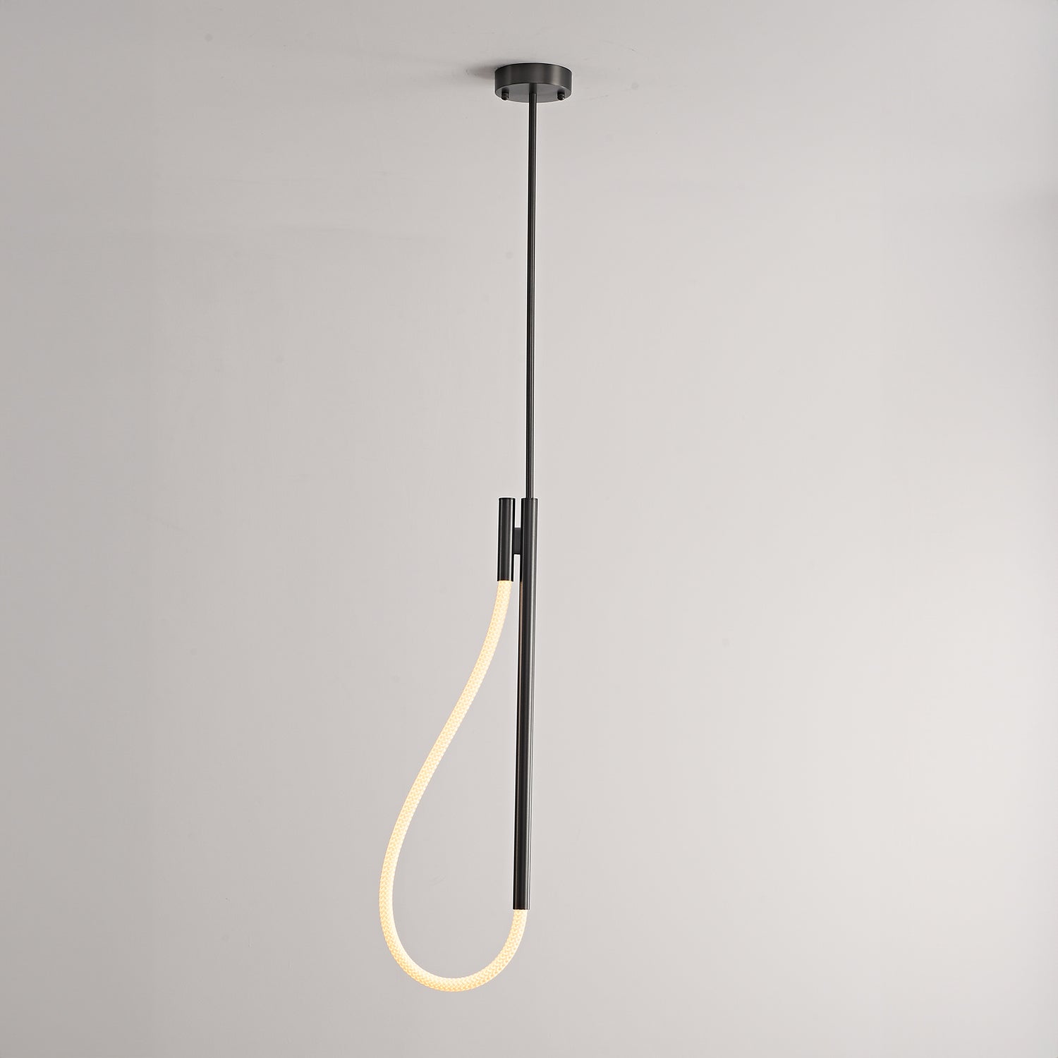 Surrey_Pendant_Light_LukeLampCo_0006