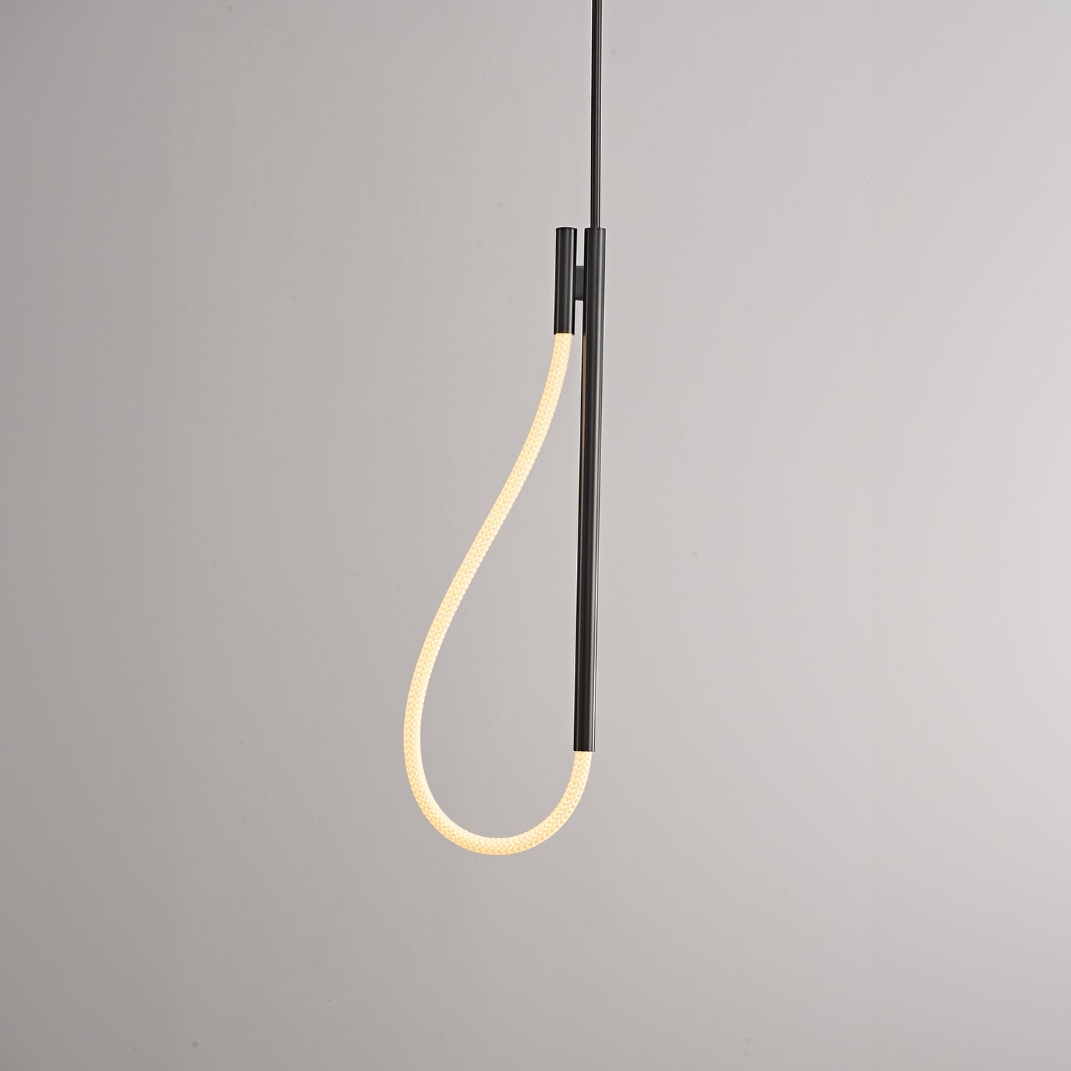 Surrey_Pendant_Light_LukeLampCo_0008