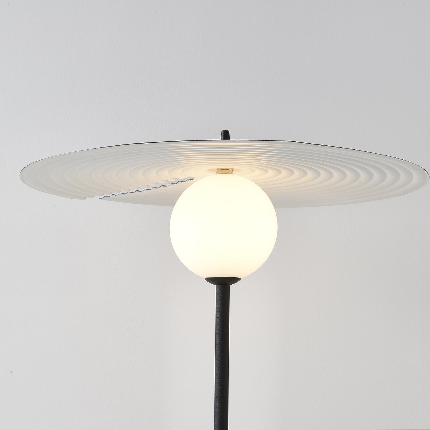 Symphony_Floor_Light_10