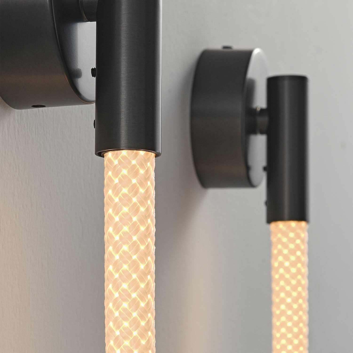 Tracer_Loop_Sconces_LukeLampCo_0015