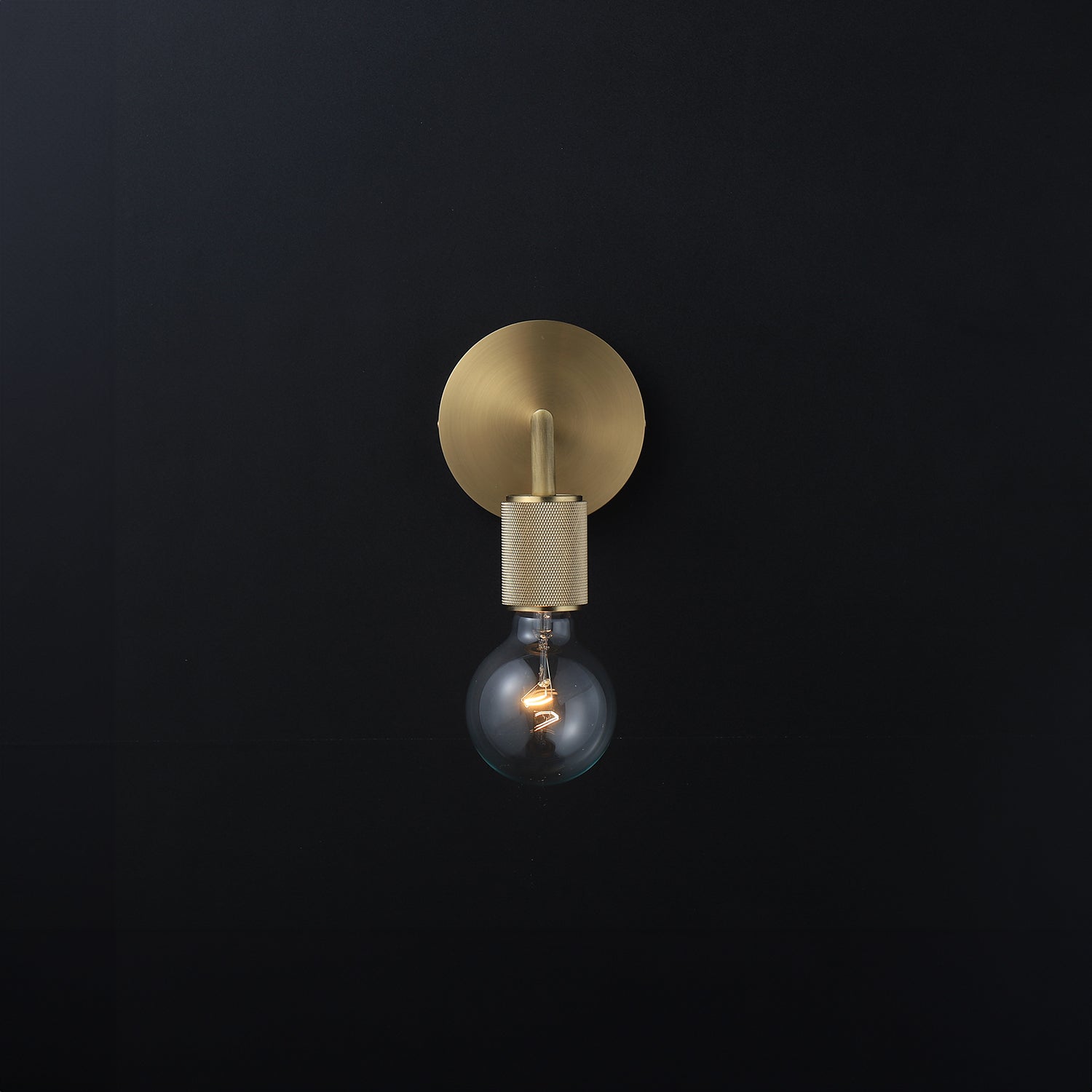 Utilitaire_Funnel_Shade_Sconce_RH_06