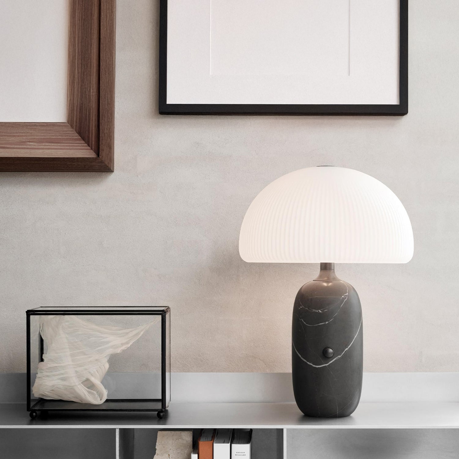 VIPP592 SCULPTURE TABLE LAMP